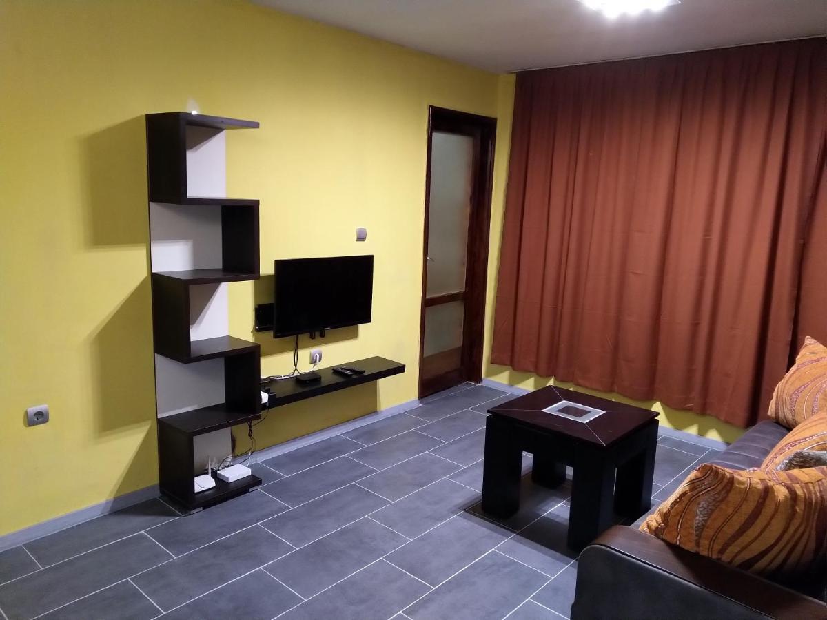 Eli Apartment Burgas ภายนอก รูปภาพ