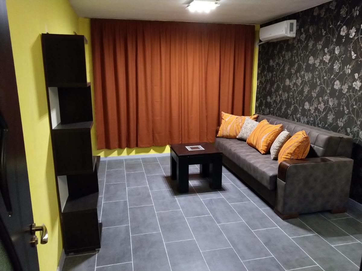 Eli Apartment Burgas ภายนอก รูปภาพ