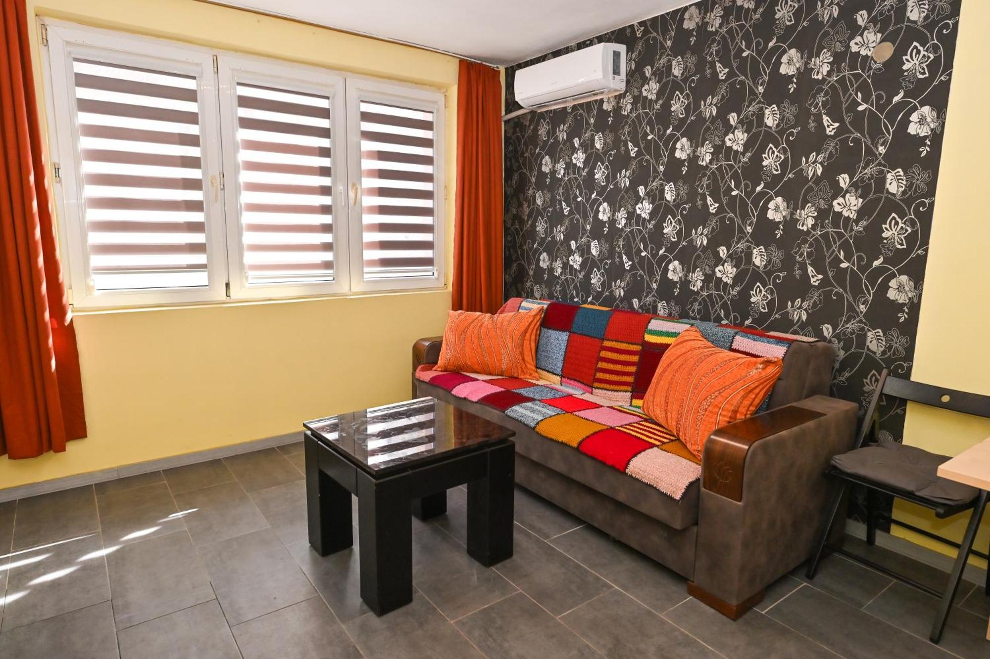Eli Apartment Burgas ภายนอก รูปภาพ